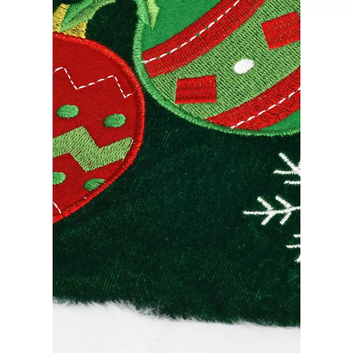 Bronner's Christmas Wonderland 48 Inch Green Tree Skirt With Ornaments | Tree Skirts