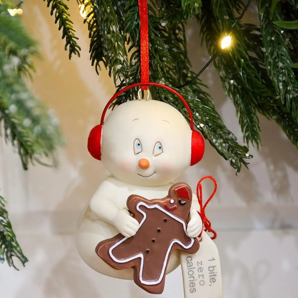 Bronner's Christmas Wonderland One Bite Zero Calories Snowpinions Ornament> Food, Drinks, & Cooking